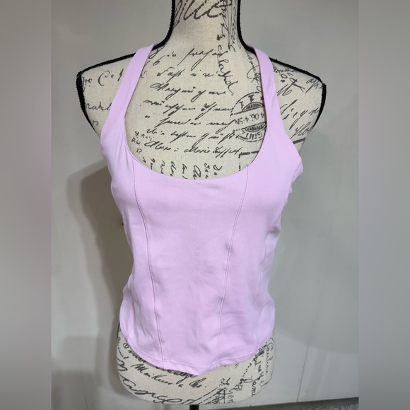 Logilates Tops - Logilates self bra tank
